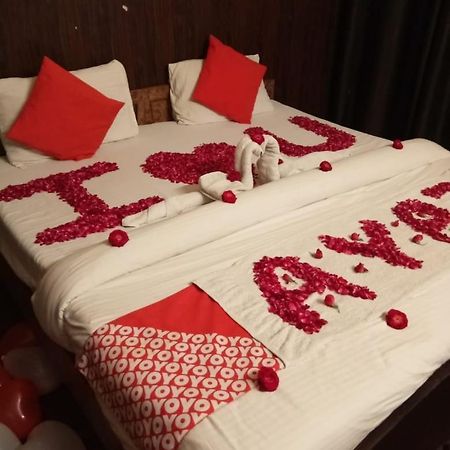 Hotel Kamal Lucknow Eksteriør billede